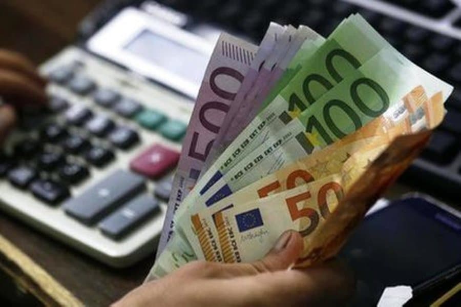 Këmbimi valutor 25 prill 2026! Euro në pikiatë, mësoni me sa shiten e blihen monedhat e huaja sot